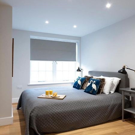 Hampden Apartments - The Diana วินด์เซอร์ ภายนอก รูปภาพ